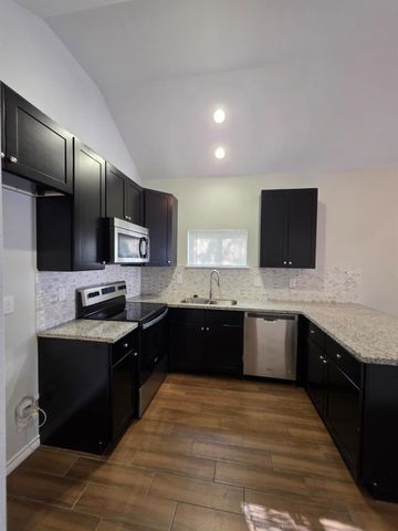 16338 Eastchase, Montgomery, TX 77316