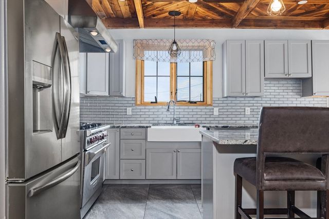 388 Sea View Drive, Warwick, RI 02889