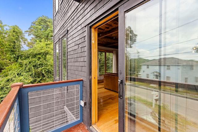 388 Sea View Drive, Warwick, RI 02889