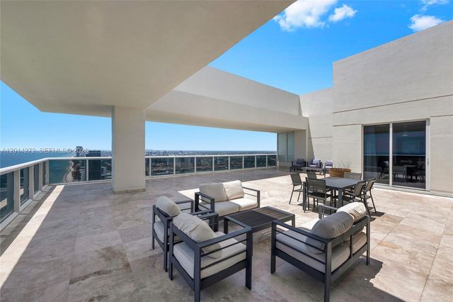 1830 S Ocean Dr PH-5102, Hallandale Beach, FL 33009
