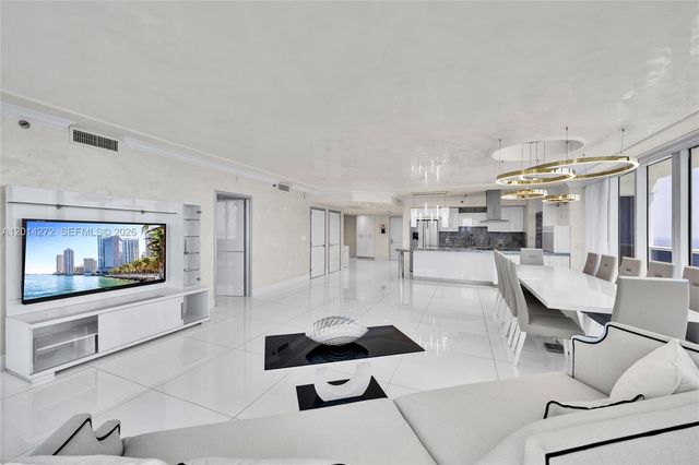 1830 S Ocean Dr PH-5102, Hallandale Beach, FL 33009