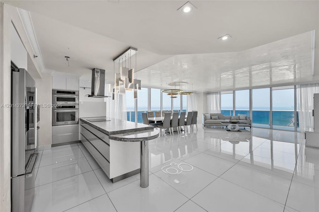 1830 S Ocean Dr PH-5102, Hallandale Beach, FL 33009
