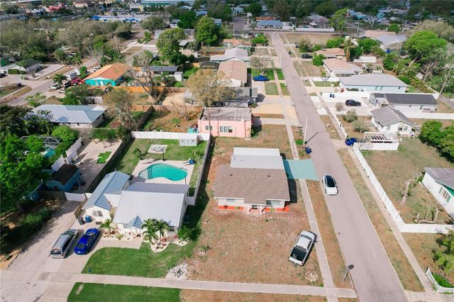 300 53RD STREET W, Bradenton, FL 34209
