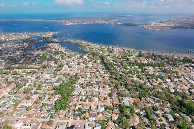 300 53RD STREET W, Bradenton, FL 34209