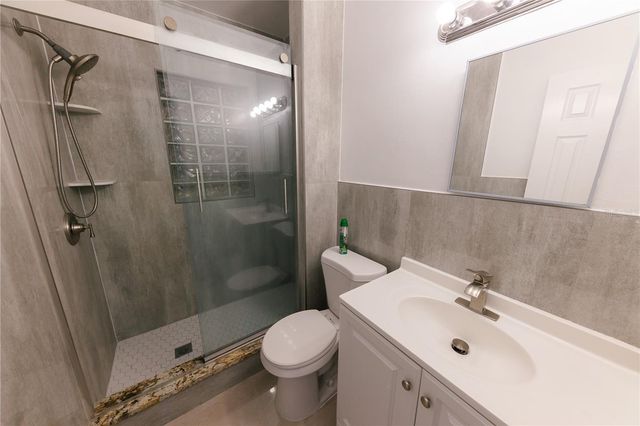 300 53RD STREET W, Bradenton, FL 34209