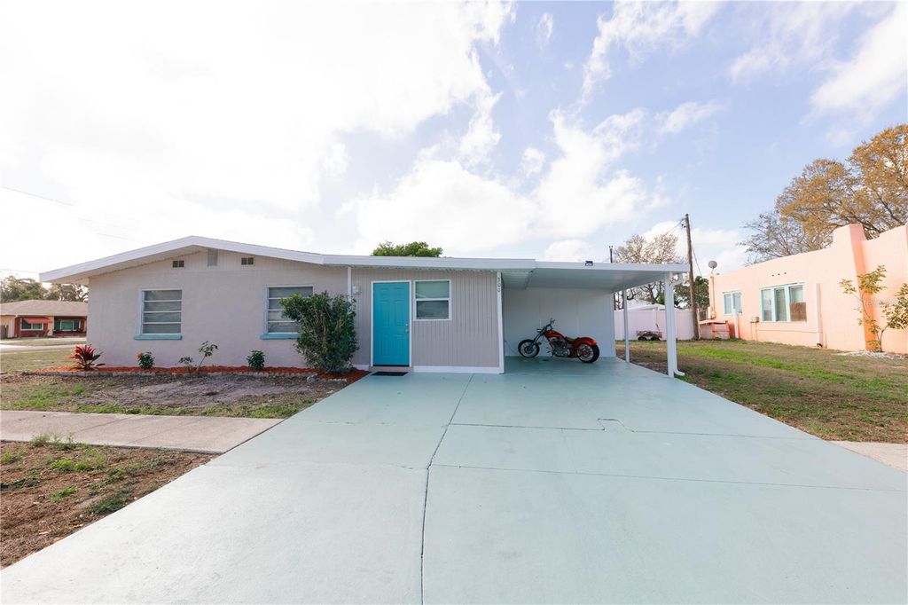 300 53RD STREET W, Bradenton, FL 34209