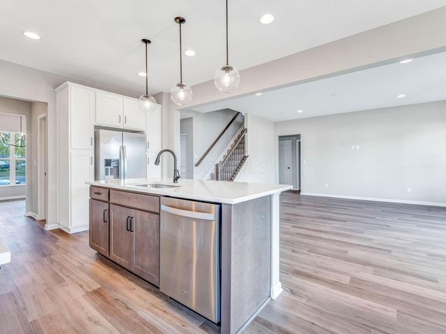 155 Arezzo Court, Delaware, OH 43015