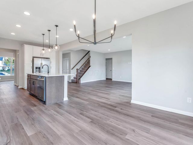 155 Arezzo Court, Delaware, OH 43015