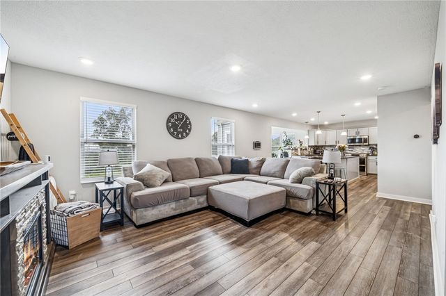 222 Victoria Dr, Plum Boro, PA 15239