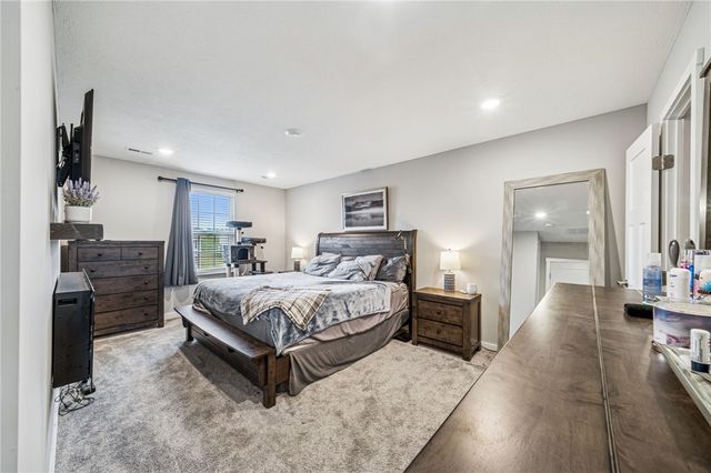 222 Victoria Dr, Plum Boro, PA 15239