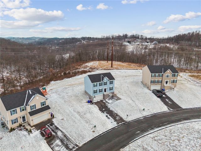 222 Victoria Dr, Plum Boro, PA 15239