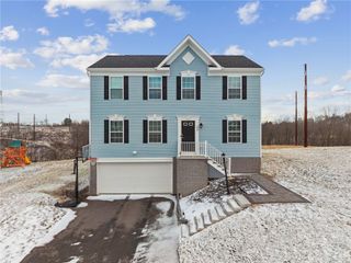 222 Victoria Dr, Plum Boro, PA 15239