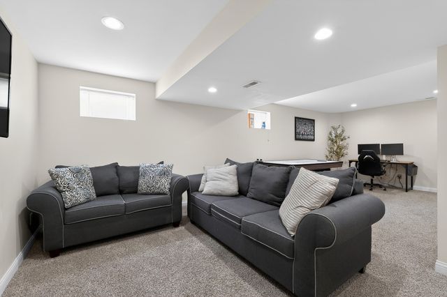 411 Sunnybrook Drive, Florence, KY 41042