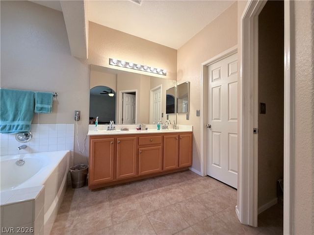 8121 Danaides Court, Las Vegas, NV 89131