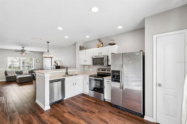4423 BARNSTEAD DR, Riverview, FL 33578