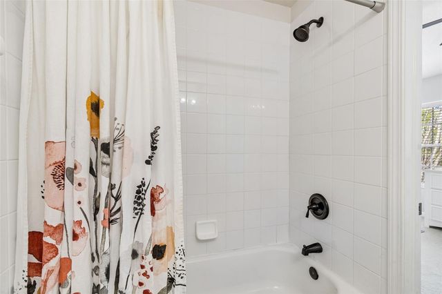 4423 BARNSTEAD DR, Riverview, FL 33578