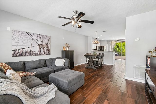 4423 BARNSTEAD DR, Riverview, FL 33578