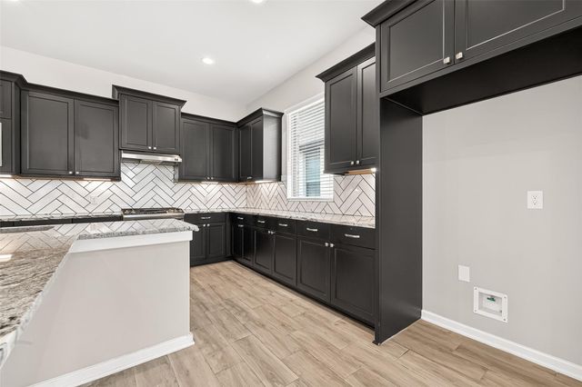 1923 Hickory Grove Lane, Tomball, TX 77375