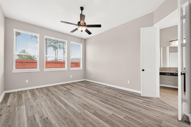 1923 Hickory Grove Lane, Tomball, TX 77375