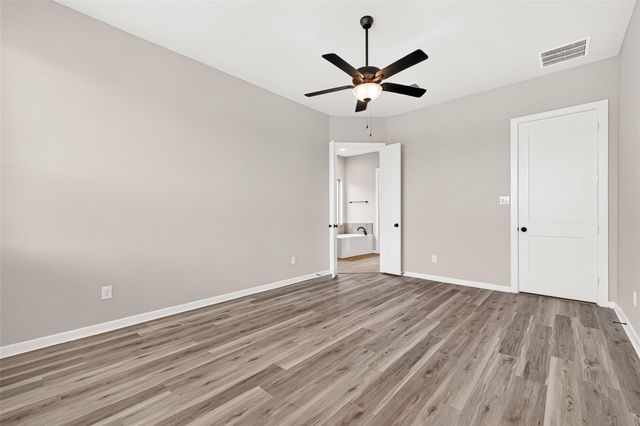 1923 Hickory Grove Lane, Tomball, TX 77375