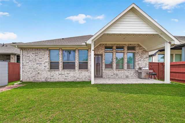 1923 Hickory Grove Lane, Tomball, TX 77375