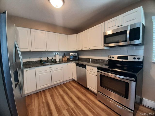 532 Washington Avenue, Newburgh, NY 12550