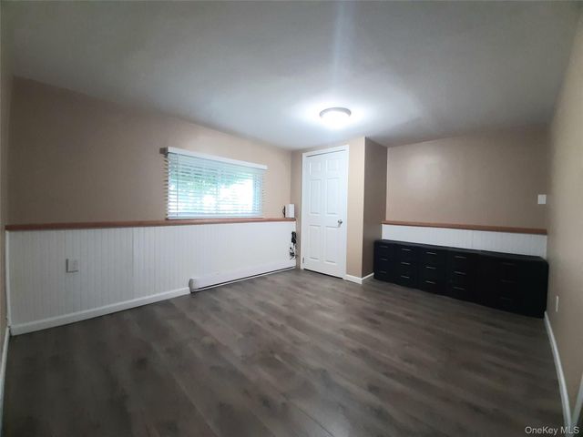 532 Washington Avenue, Newburgh, NY 12550