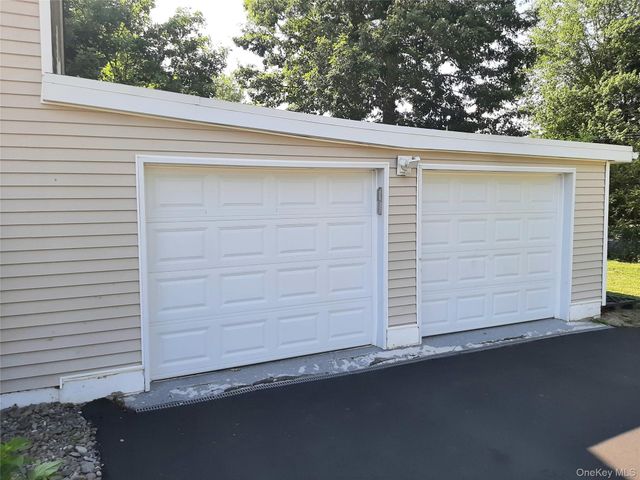 532 Washington Avenue, Newburgh, NY 12550