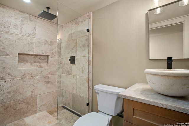 850 Estes, San Antonio, TX 78209