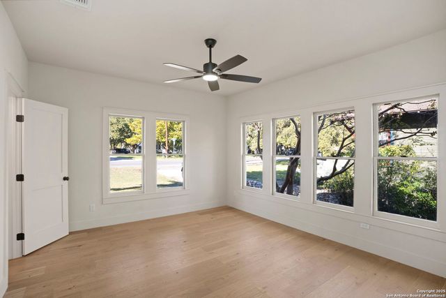 850 Estes, San Antonio, TX 78209