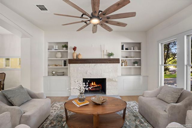 850 Estes, San Antonio, TX 78209