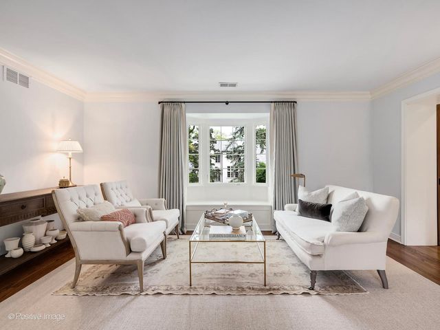 731 S ELM Street, Hinsdale, IL 60521