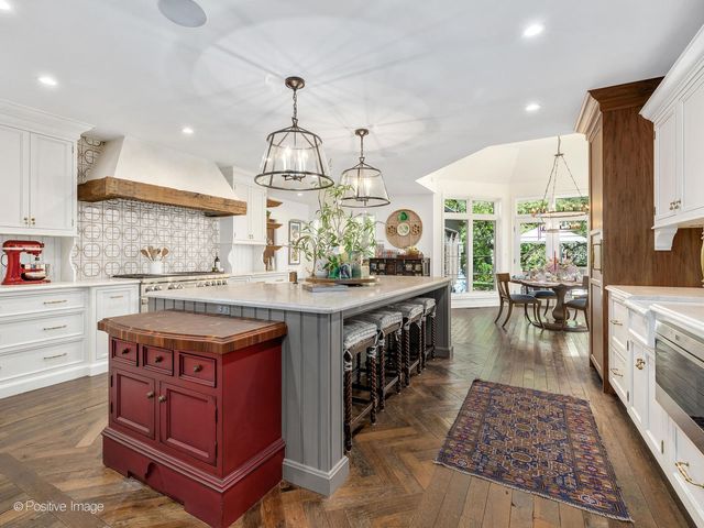 731 S ELM Street, Hinsdale, IL 60521