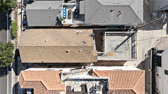 3709 W Balboa, Newport Beach, CA 92663