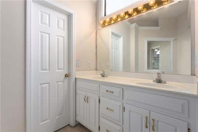 13802 S Mullen Street, Olathe, KS 66062