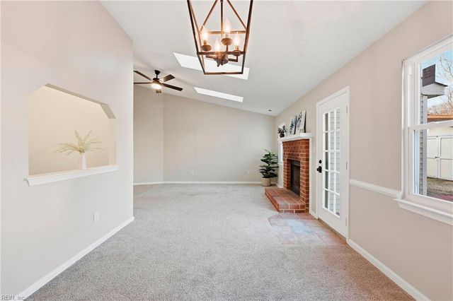 1064 Gershwin CT, Virginia Beach, VA 23454