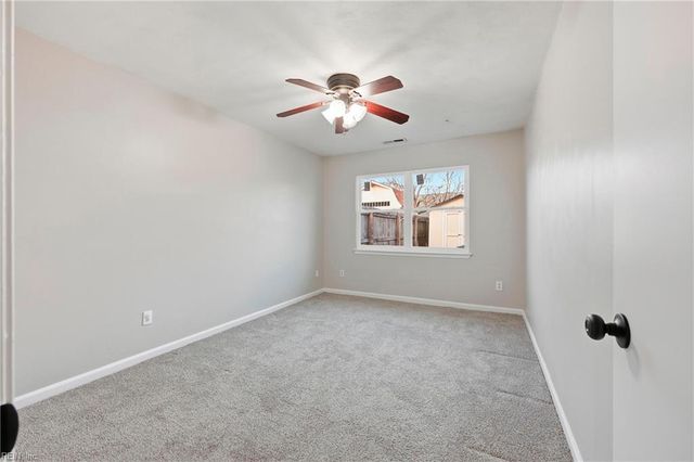 1064 Gershwin CT, Virginia Beach, VA 23454