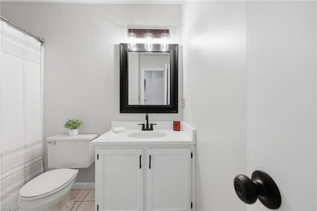 1064 Gershwin CT, Virginia Beach, VA 23454