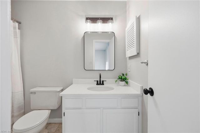 1064 Gershwin CT, Virginia Beach, VA 23454