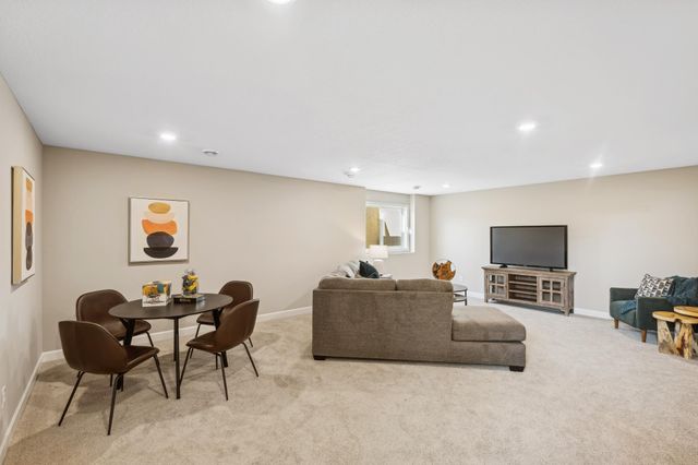 1423 Woods Road NE, Isanti, MN 55040