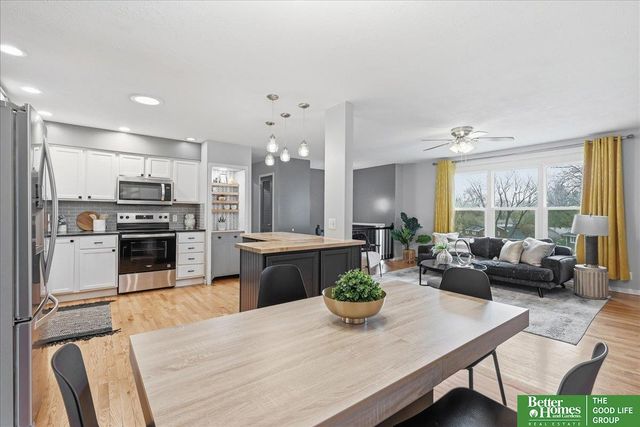 11324 Castelar Circle, Omaha, NE 68144