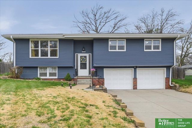 11324 Castelar Circle, Omaha, NE 68144