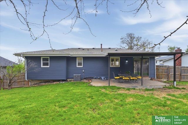 11324 Castelar Circle, Omaha, NE 68144