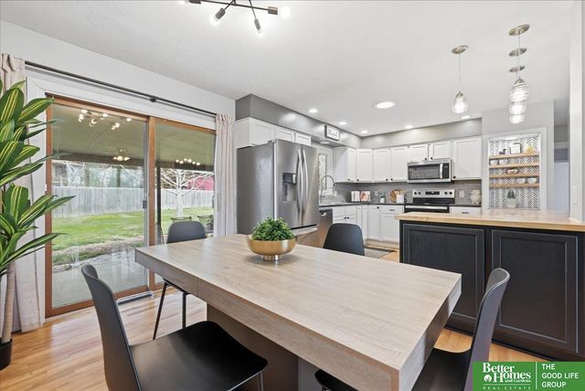 11324 Castelar Circle, Omaha, NE 68144