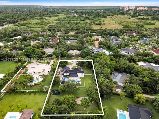 13880 SW 68th Ave, Palmetto Bay, FL 33158