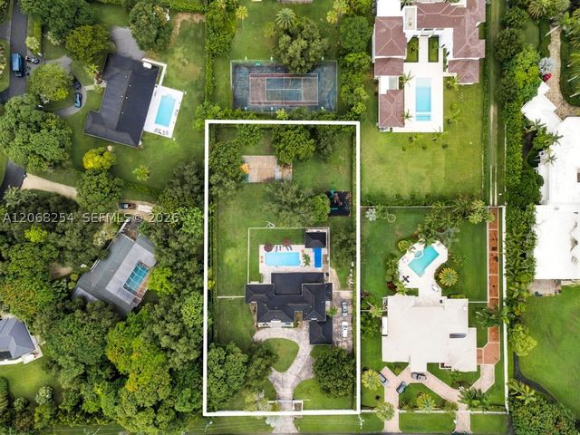 13880 SW 68th Ave, Palmetto Bay, FL 33158