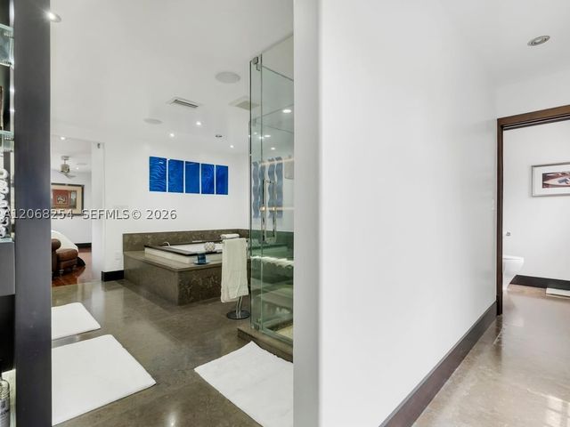 13880 SW 68th Ave, Palmetto Bay, FL 33158