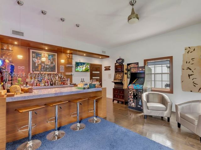 13880 SW 68th Ave, Palmetto Bay, FL 33158
