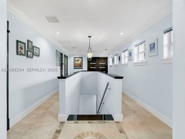 13880 SW 68th Ave, Palmetto Bay, FL 33158