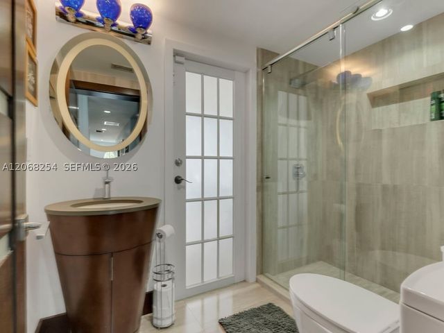 13880 SW 68th Ave, Palmetto Bay, FL 33158